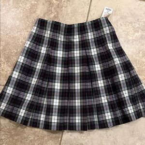 Mills Uniform co. School Girl Uniform
Marymount Plaid Skirt Size 12 NWT